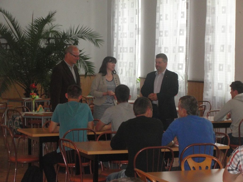 SPOTKANIE Z CZŁOWIEKIEM SUKCESU, ABSOLWENTEM SZKOŁY PANEM WOJCIECHEM BURYM