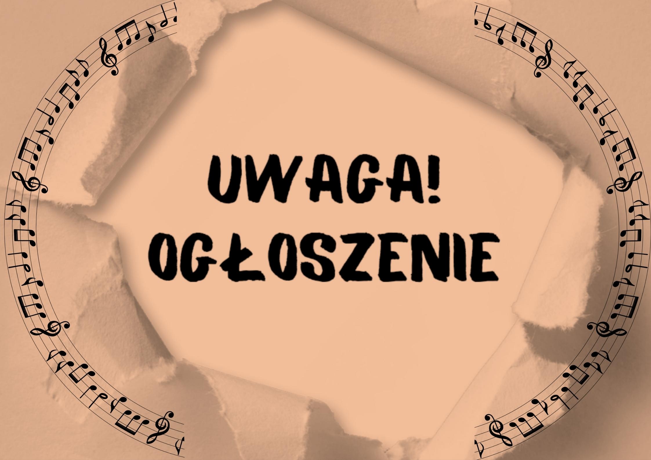 czarne napisy w miejscu środkowym na szaro-brązowym tle, imitującym wydartą dziurę w kartce, po obu stronach nutki na pięciolinii