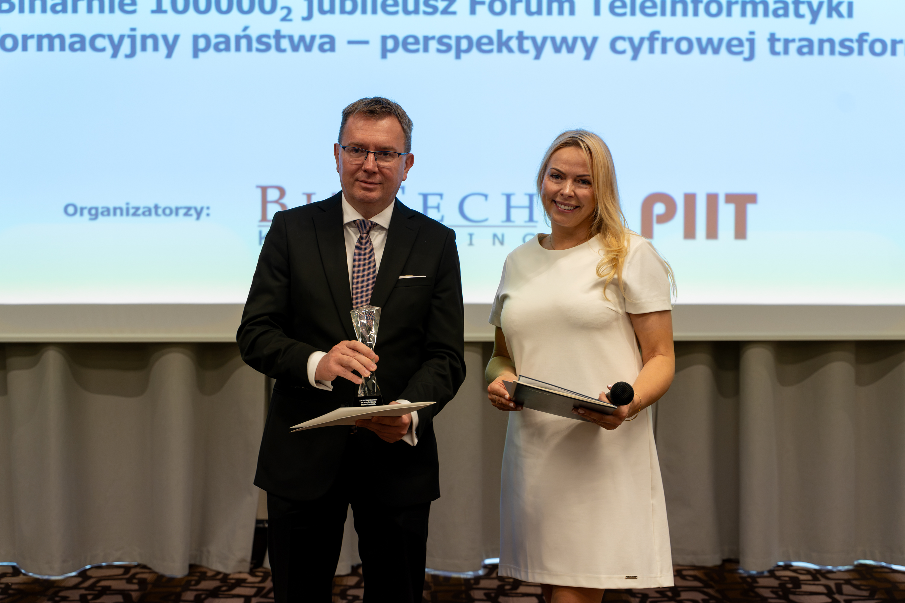 Szef Krajowego Biura Wyborczego - dr Rafał Tkacz.
