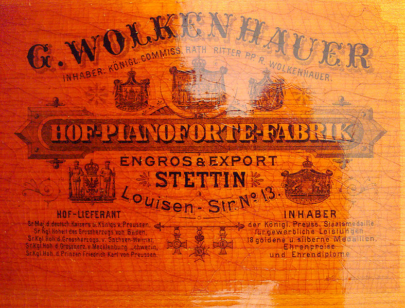 Plyta pianina powstałego w fabryce fortepianów Wolkenhauera