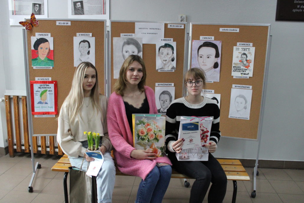 KONKURS PLASTYCZNY „KRYSTYNA IDZIKOWSKA CZAS WSPOMNIEŃ”