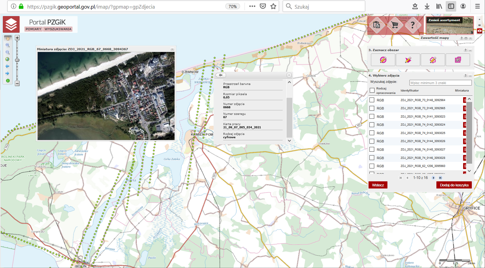 Ilustracja przedstawia zrzut ekranu z portalu https://pzgik.geoportal.gov.pl/imap/ nowo przyjętych zdjęć do państwowego zasobu geodezyjnego i kartograficznego linii brzegowej w miejscowości Dziwnów
