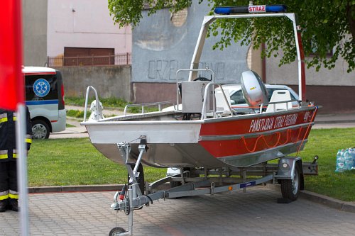 Na zdjęiu widoczna jest łódz płaskodenna Marims na wyposażeniu JRG Kolno