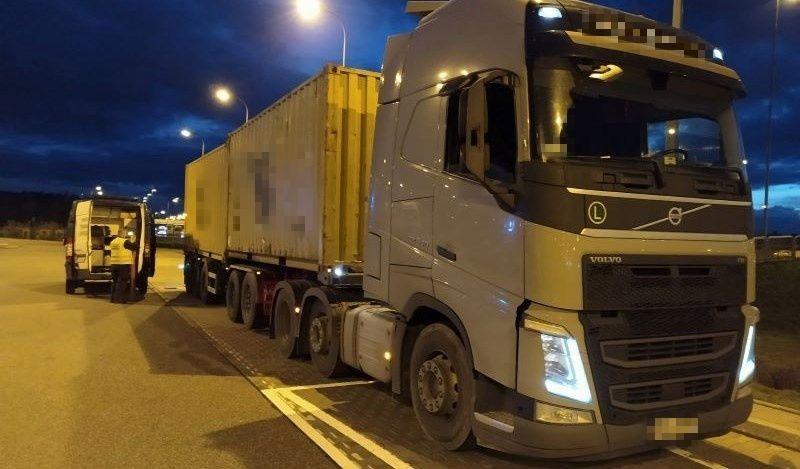 Wieloosiowy zestaw był znacznie przeładowany.