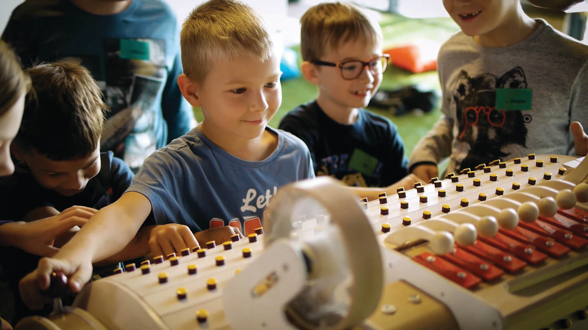Children during classes with Musicon