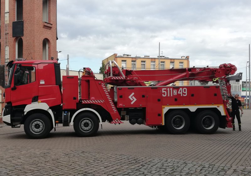 Ciężki samochód ratownictwa technicznego do usuwania skutków kolizji drogowych (z rotatorem) w KP Pyrzycach
