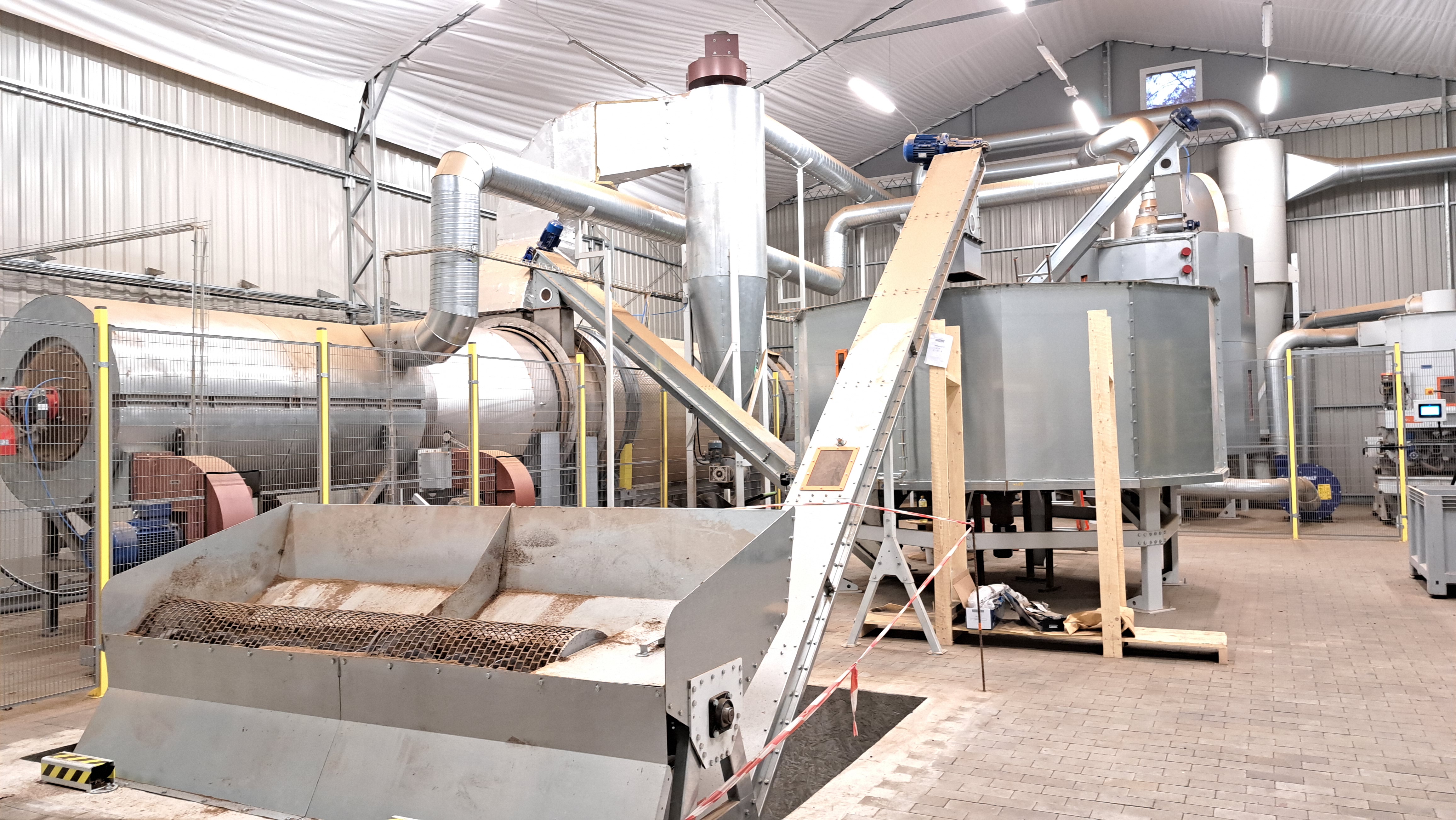 Linia pilotażowa do sterylizacji, kondycjonowania i paletyzacji nawozu