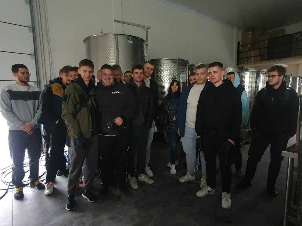 LEKCJA EKONOMII I MARKETINGU W WINNICY „WITAJ SŁOŃCE”