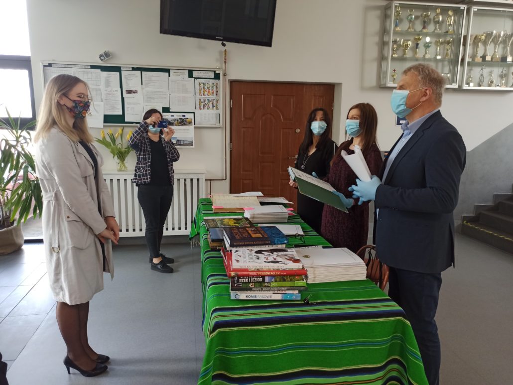 Drogie Abiturientki i Drodzy Abiturienci!