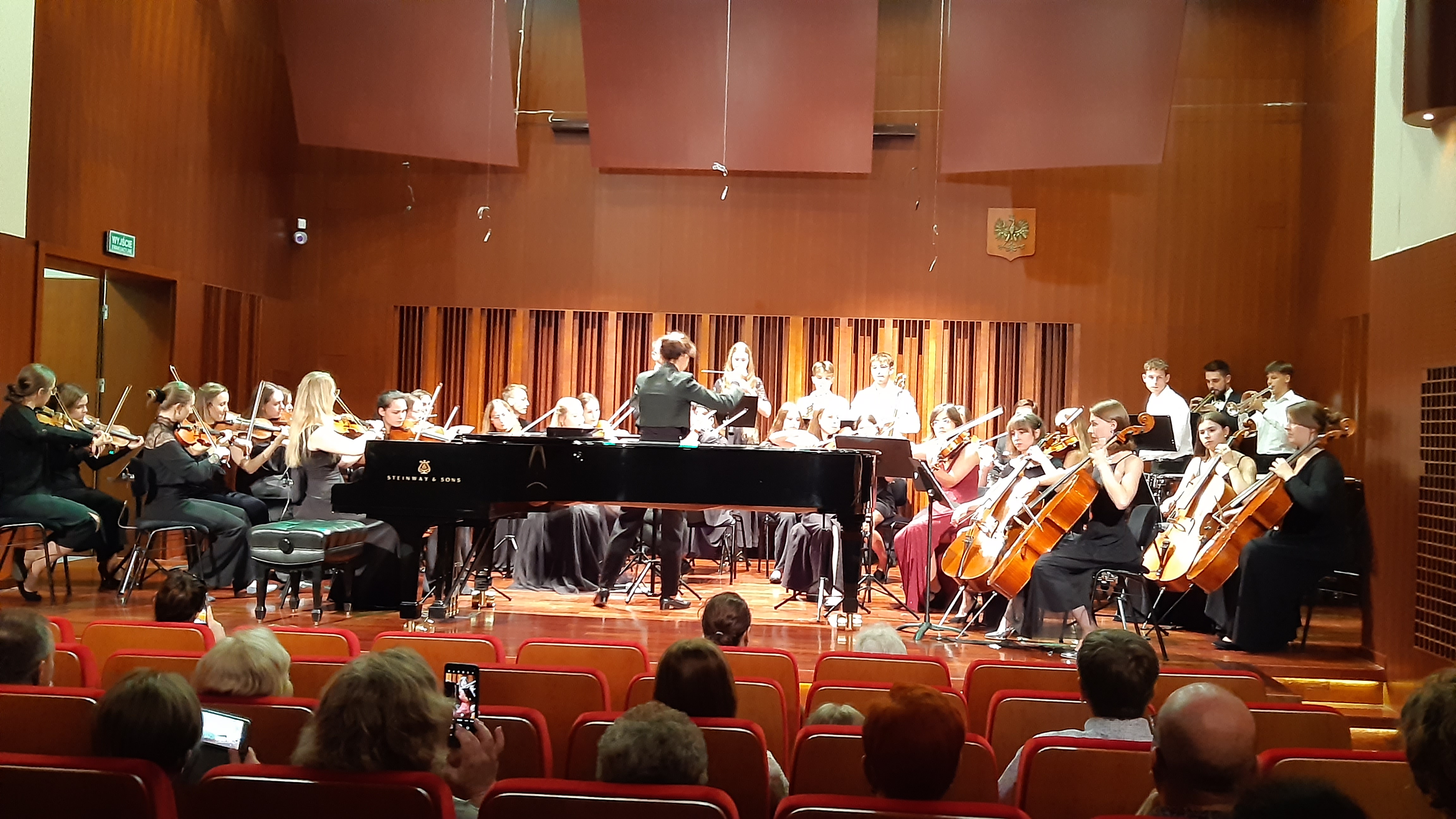 Orkiestra Symfoniczna Uniwersytetu Pedagogicznego w Krakowie - dyrygent Małgorzata Tęczyńska-Kęska 