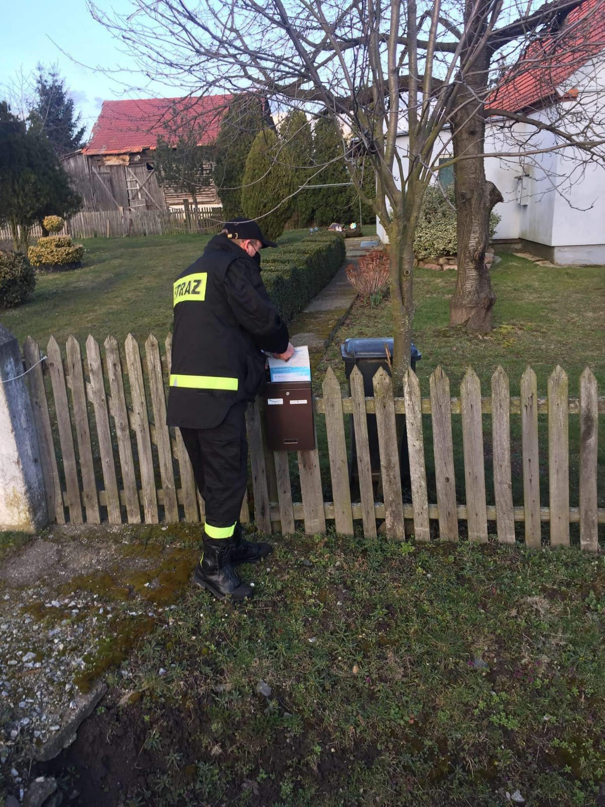 strażacy zachęcają do szczepień 