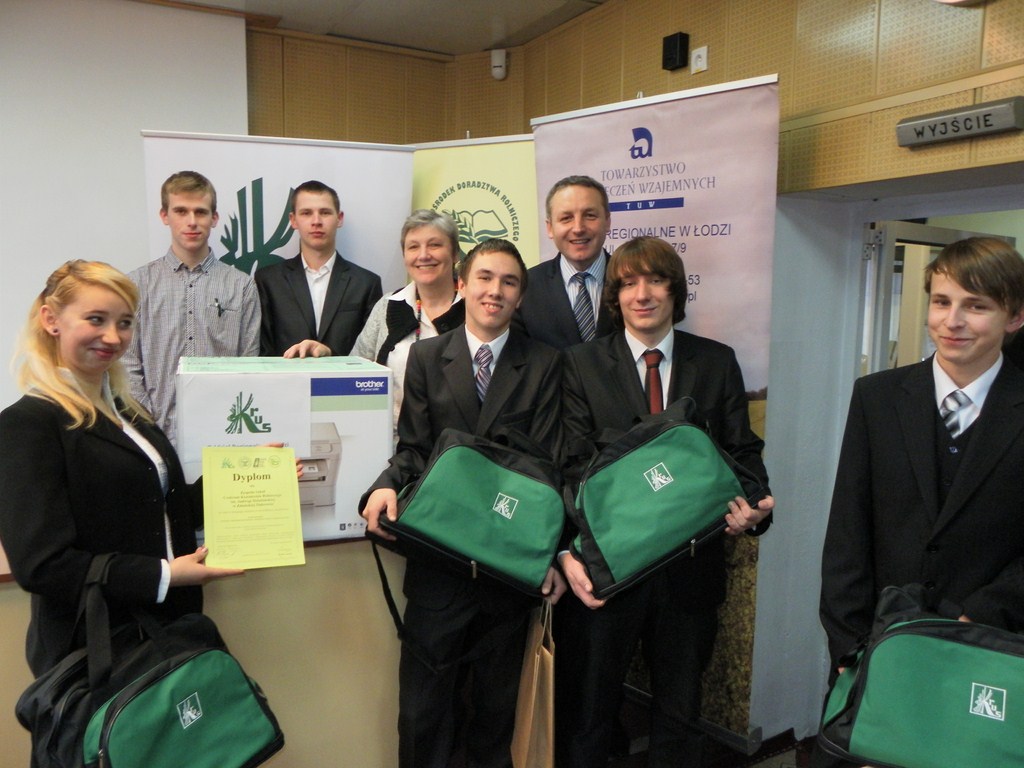 PO RAZ KOLEJNY UDOWODNILI, ŻE SĄ DOBRZE PRZYGOTOWANI DO ZARZĄDZANIA BEZPIECZEŃSTWEM W GOSPODARSTWIE ROLNYM.