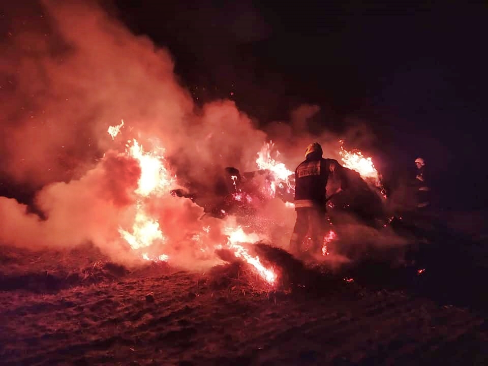 Pożar bel słomy.