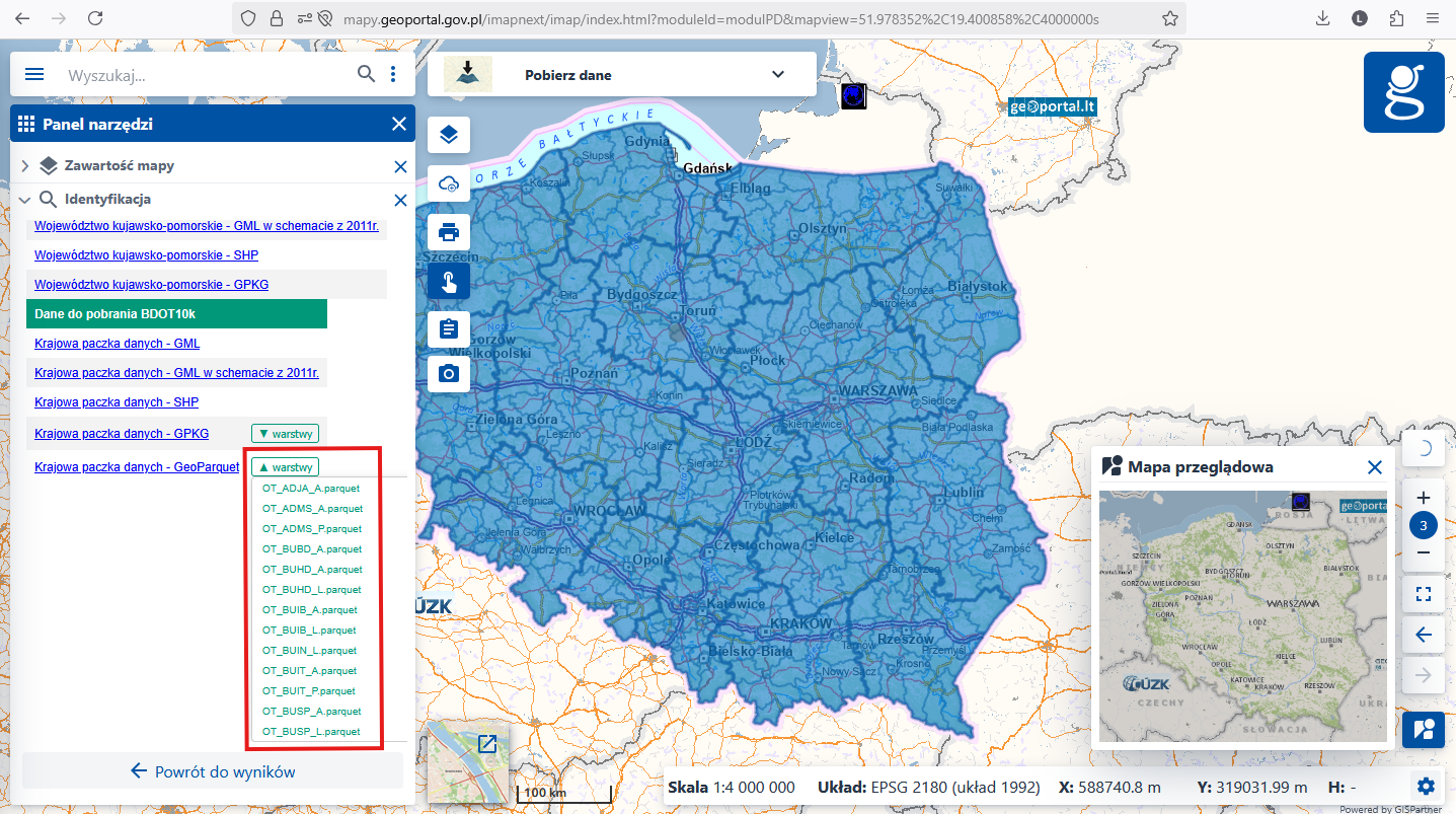 ilustracja przedstawia stronę www.geoportal.gov.pl wraz z zaznaczonym miejscem gdzie po kliknięciu rozpocznie się pobieranie pliku klasy obiektów bazy BDOT10k w formacie GeoParquet