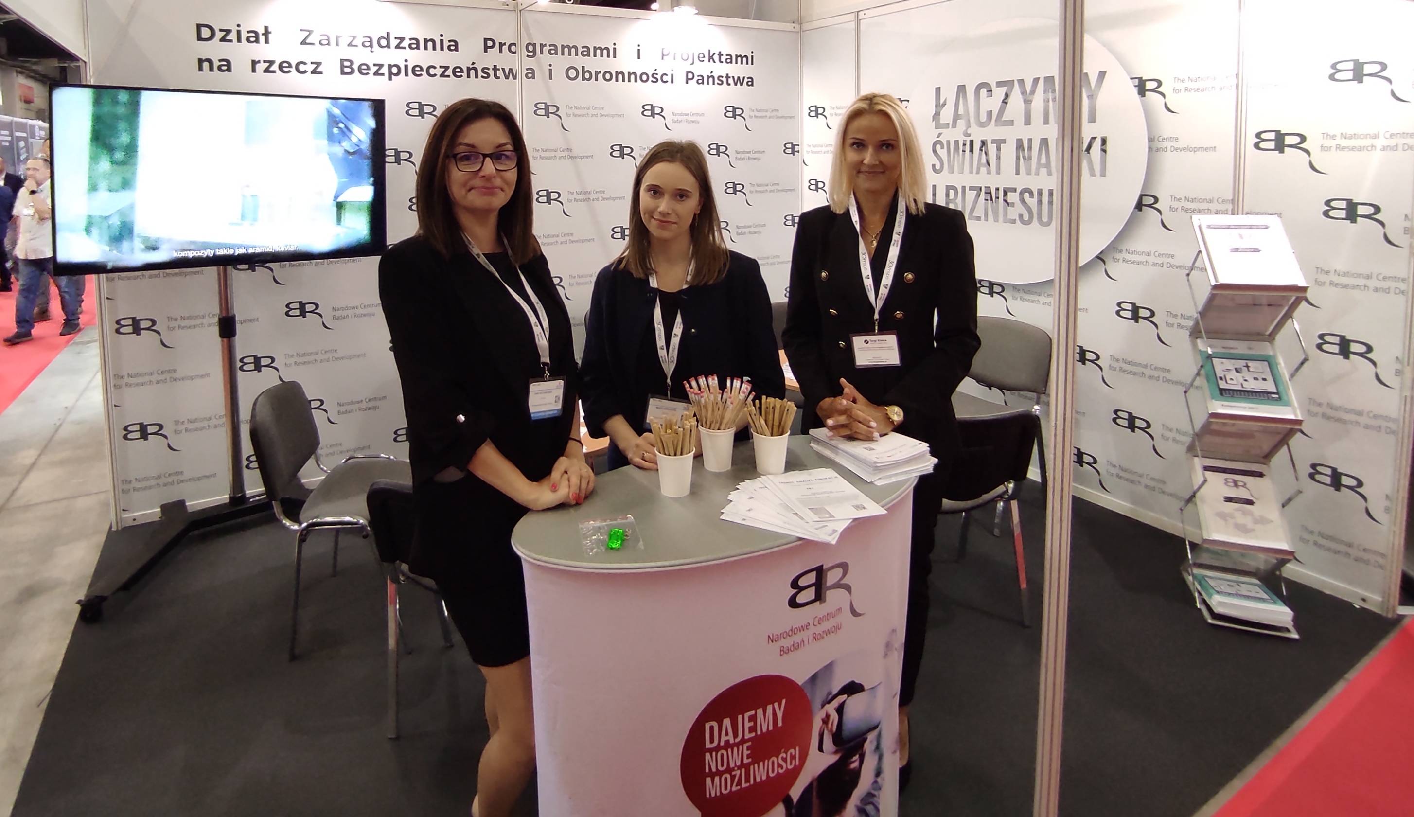 zdjęcie stoiska NCBR