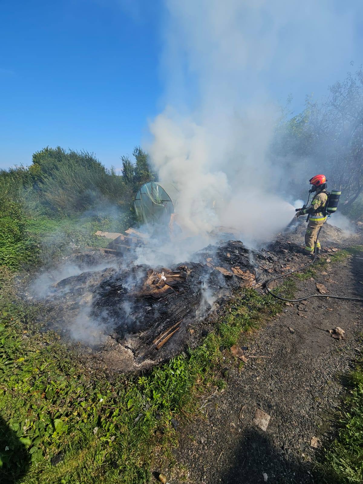 Pożar zgromadzonych materiałów – Wielewo gm. Braniewo