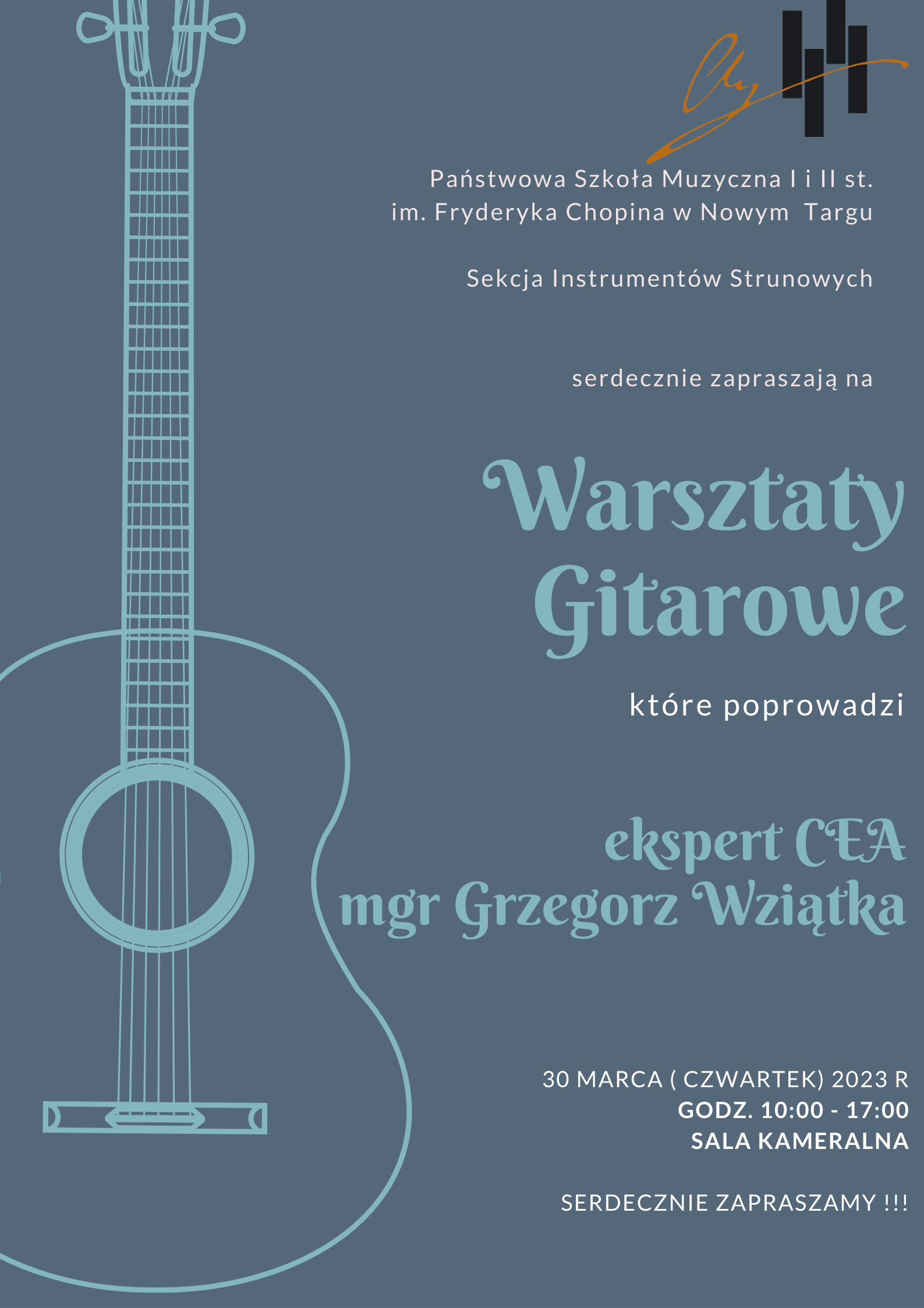 Plakat na szarym tle. Z lewej strony na całości szkic gitary. Po prawej stronie od góry logo szkoły, poniżej nazwa szkoły oraz sekcji, następnie nazwa wydarzenia oraz prowadzącego warsztaty. Na dole czas i miejsce warsztatów.