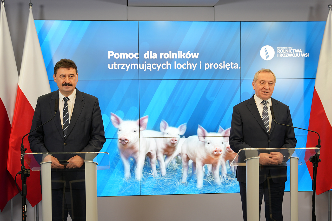 Wicepremier H. Kowalczyk oraz Sekretarz stanu R. Bartosik podczas konferencji (fot. MRiRW)