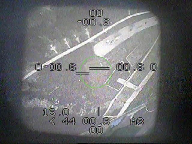 Ujęcia poklatkowe procesu detekcji promieniowania laserowego – bomba V7.3. Zdjęcia wykonane za pomocą kamery umieszczonejw zespole detekcji promieniowania laserowego