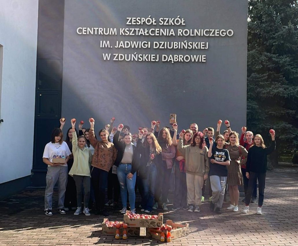 ŚWIATOWY DZIEŃ JABŁKA