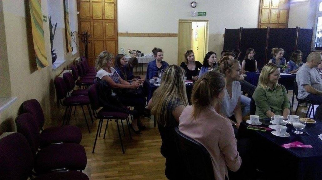 „DOBRE KSIĄŻKI I KAWA” – SPOTKANIE AUTORSKIE Z PIOTREM MILEWSKIM