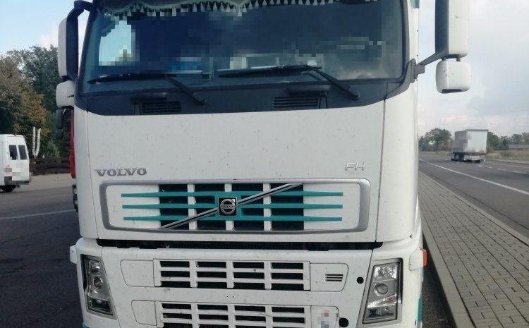 Ciężarówka w miejscu zatrzymania