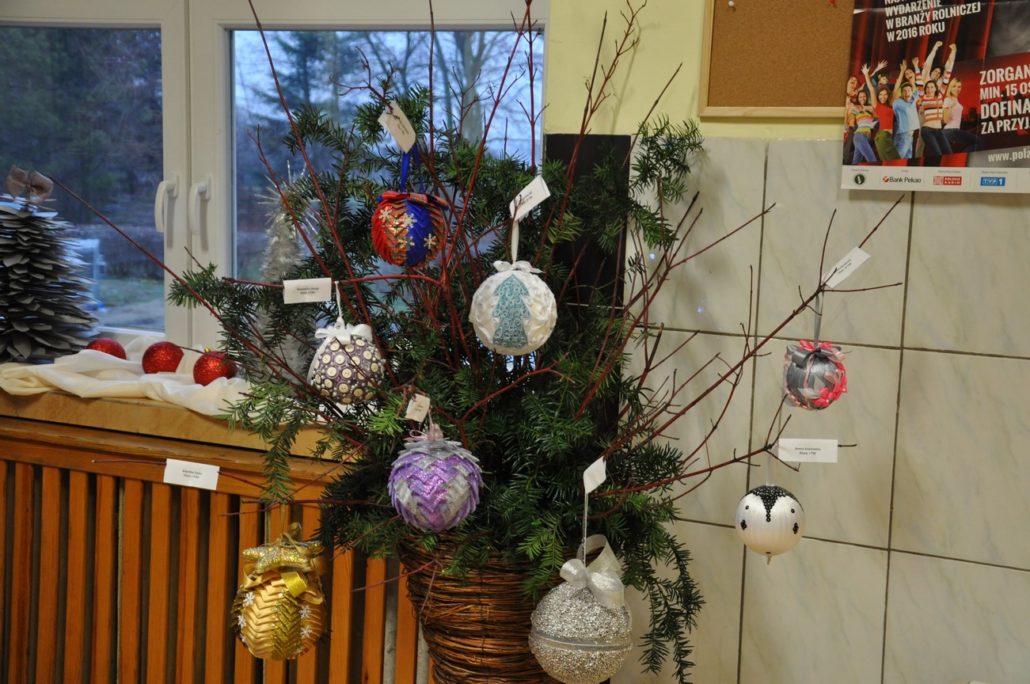 KONKURS PLASTYCZNY NA NAJPIĘKNIEJSZĄ BOMBKĘ BOŻONARODZENIOWĄ