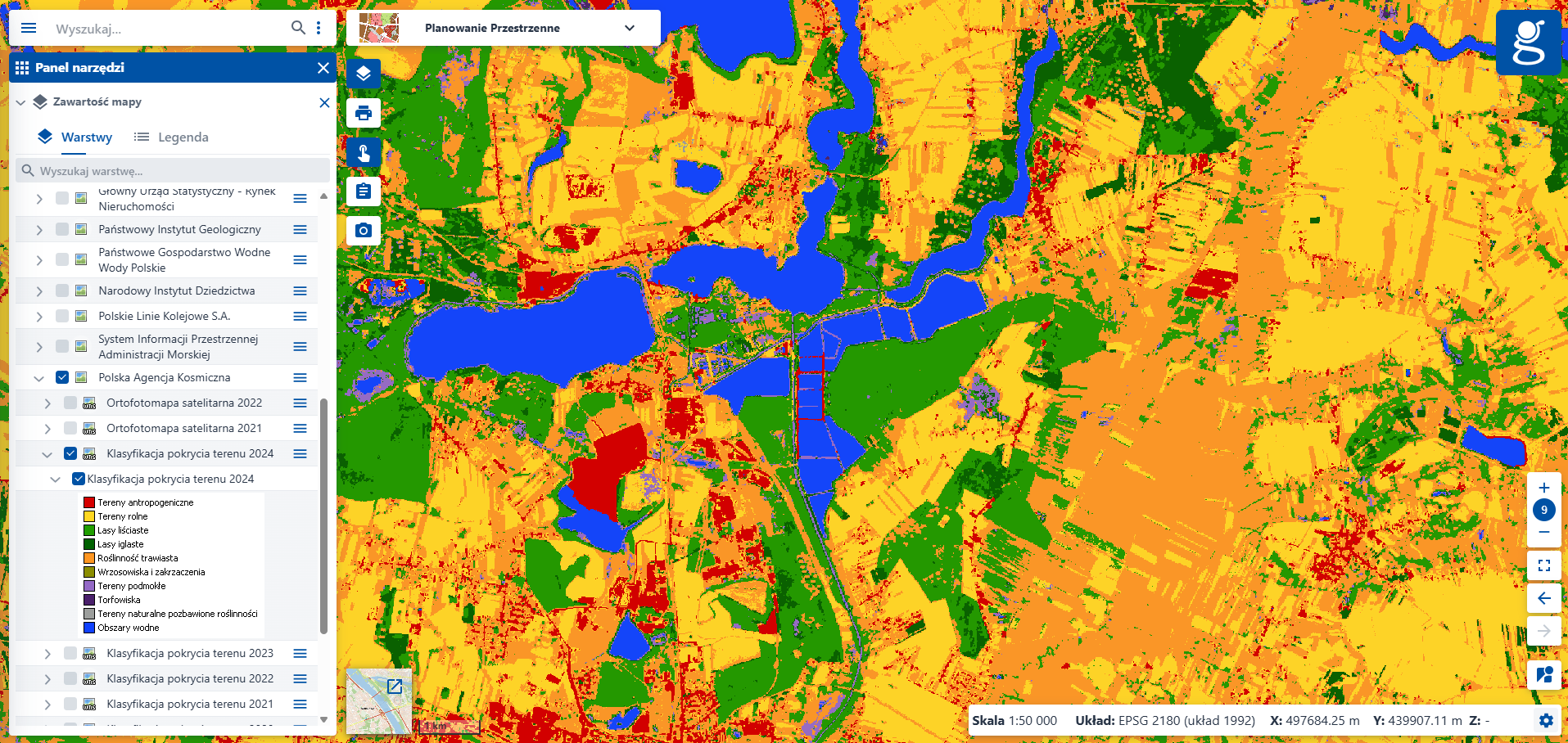 Zrzut ekranu z modułu "Planowanie Przestrzenne" z włączoną nowo udostępnioną warstwą "Klasyfikacja pokrycia terenu 2024".
