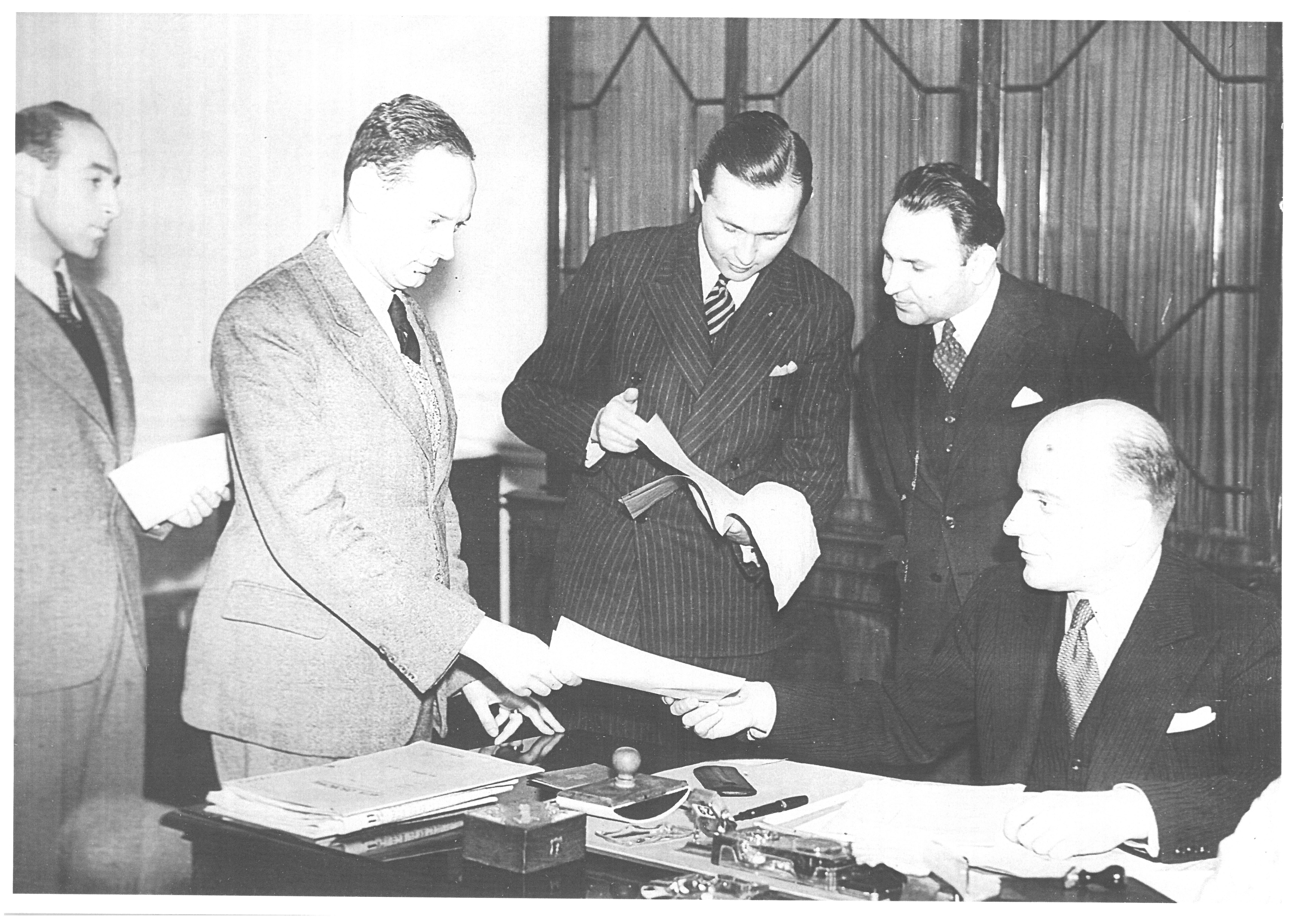 The Office of the Consular Conscript Commission in London in October 1939