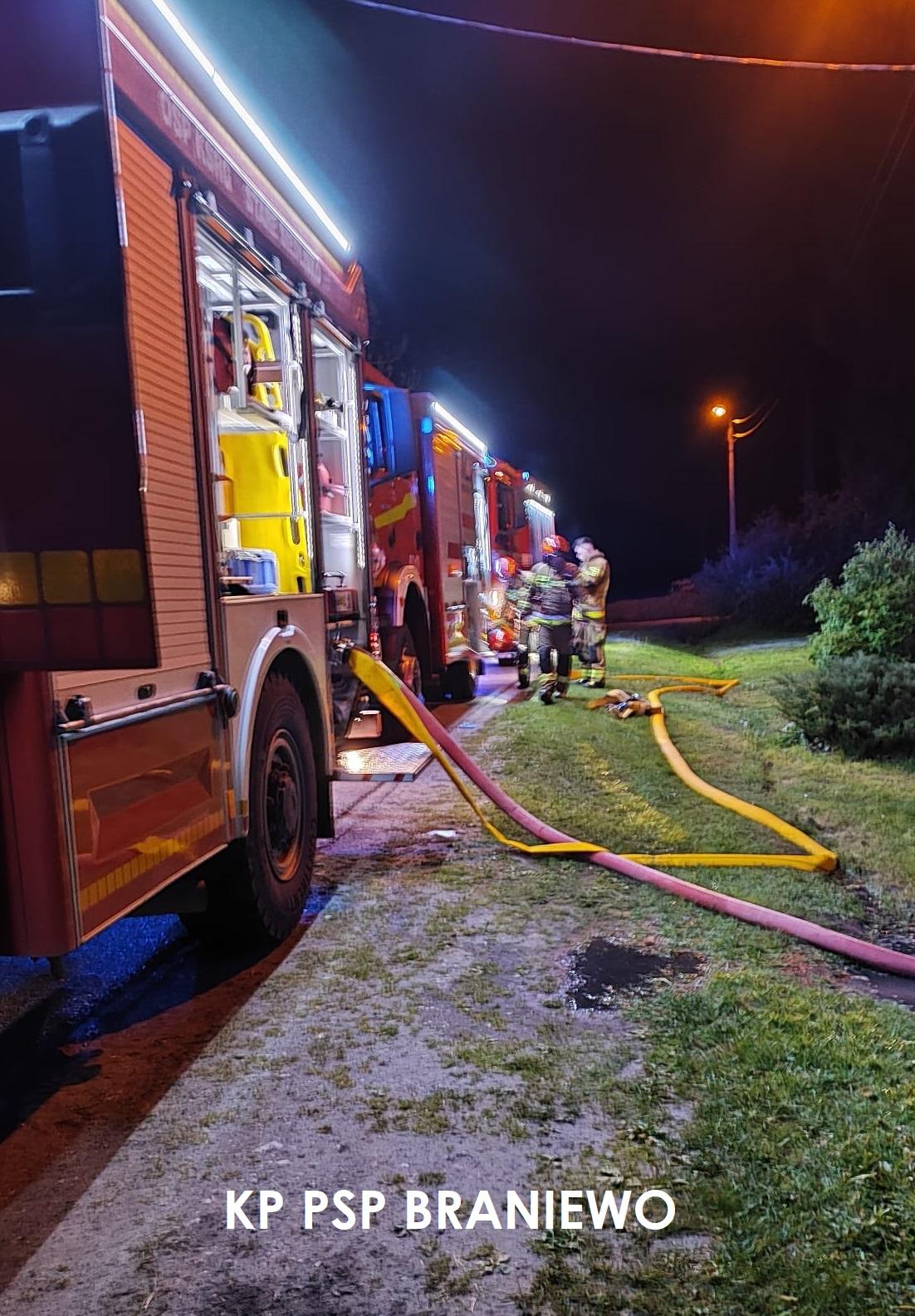 Nocny pożar garażu – gm. Wilczęta