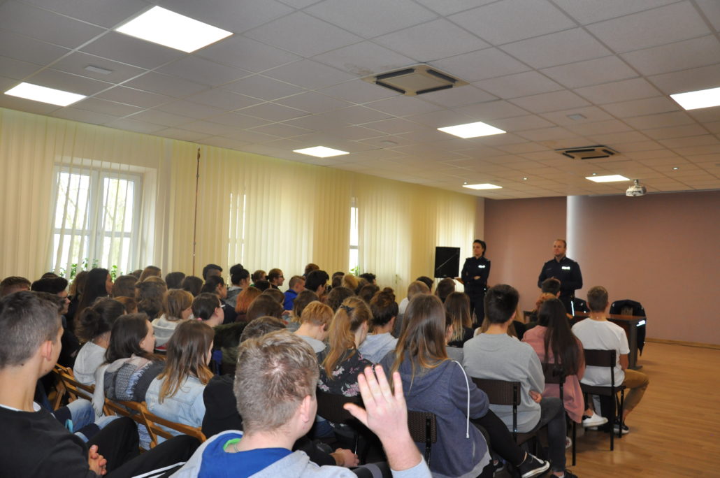 SPOTKANIE Z POLICJANTAMI