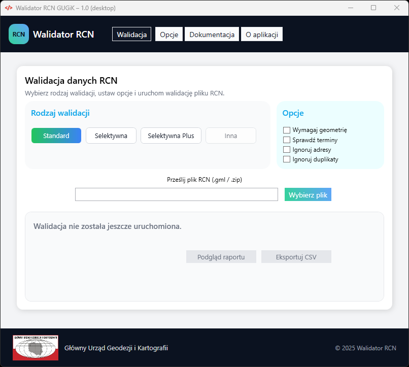 Widok aplikacji Walidator RCN Desktop – aplikacja uruchamiana lokalnie na stacji roboczej, umożliwiająca wybór pliku GML, wykonanie walidacji oraz podgląd szczegółowego raportu z błędami i ostrzeżeniami.