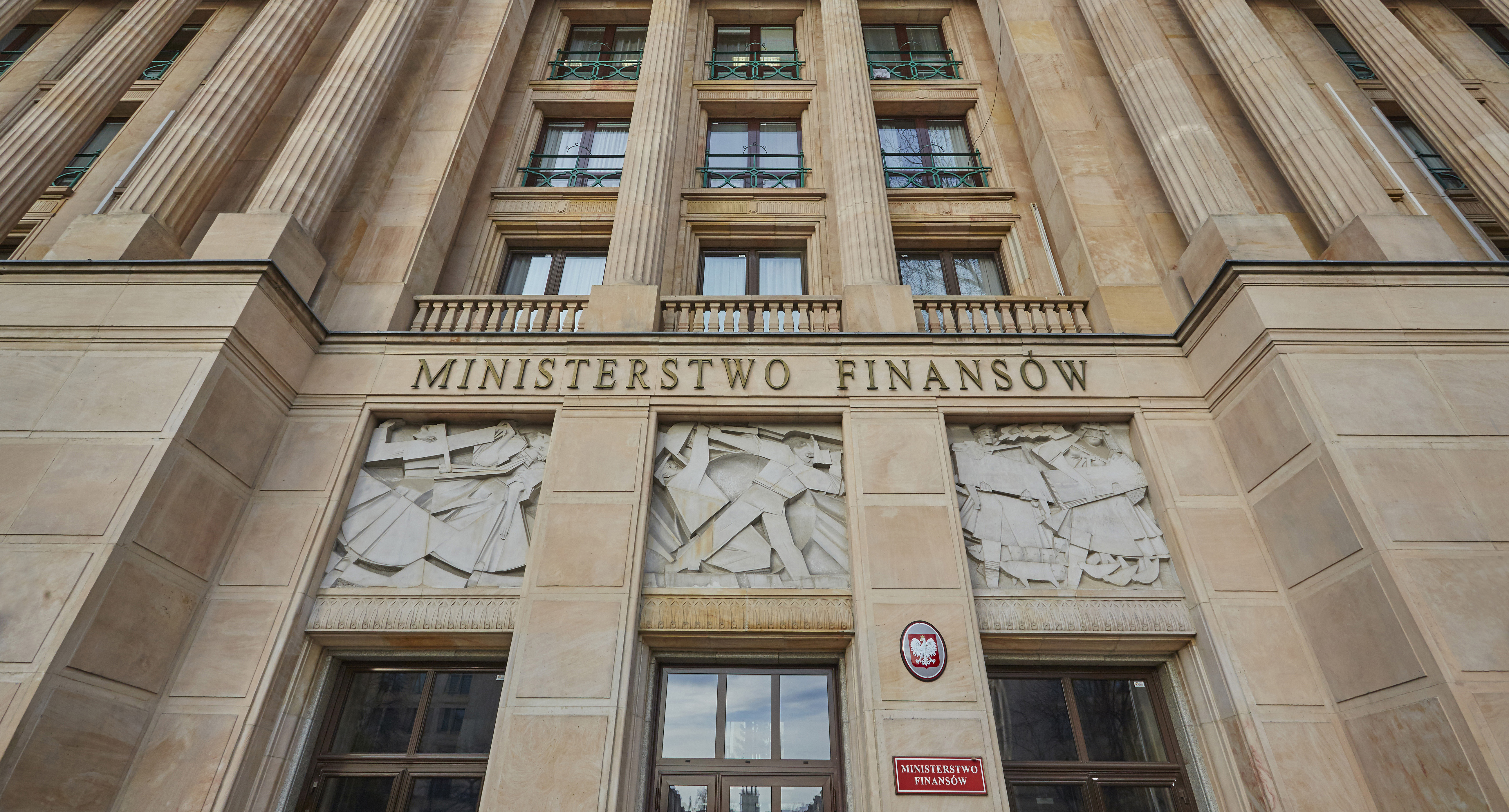 Wejście do gmachu Ministerstwa Finansów