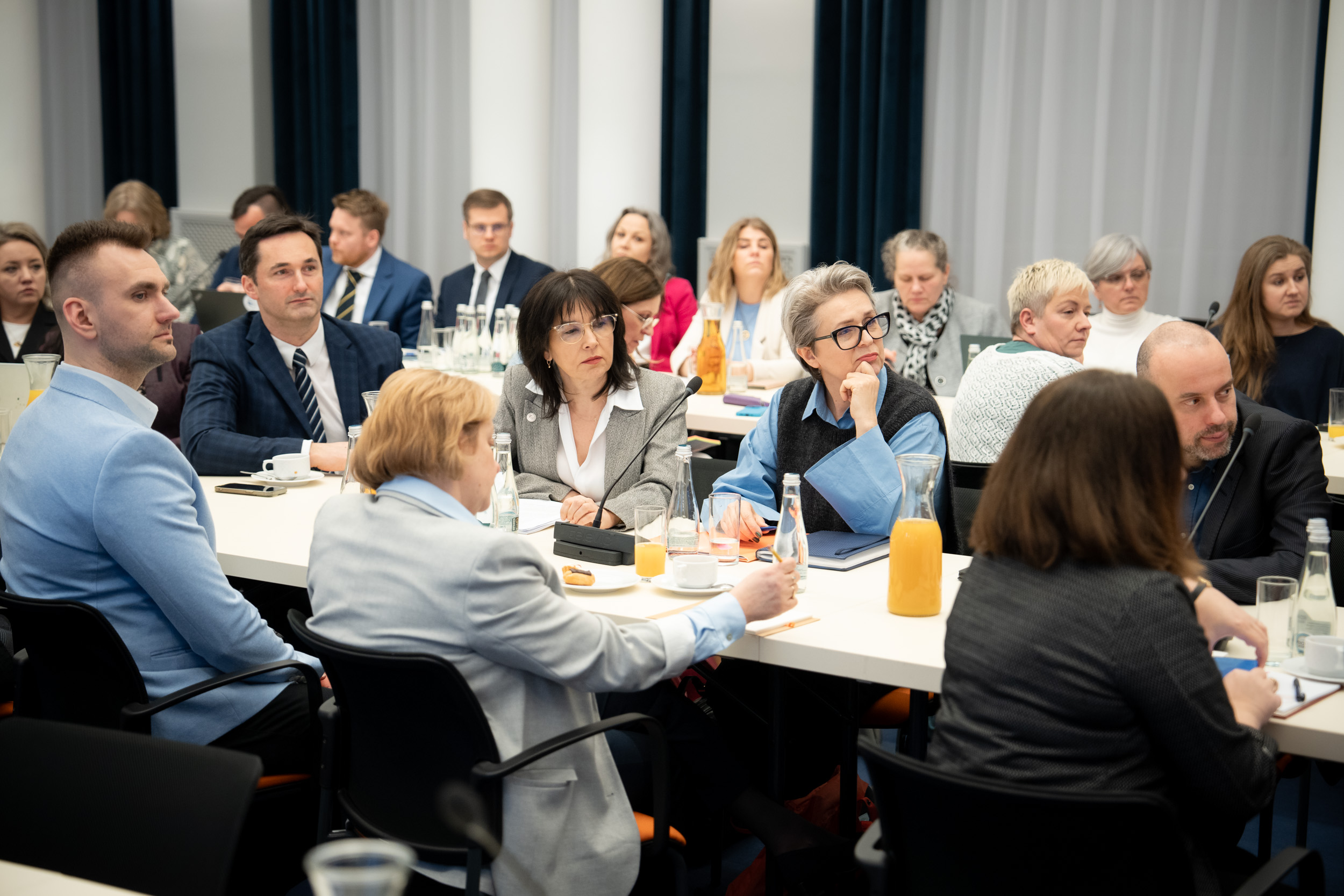 Spotkanie konsultacyjne w sprawie pieczy zastępczej