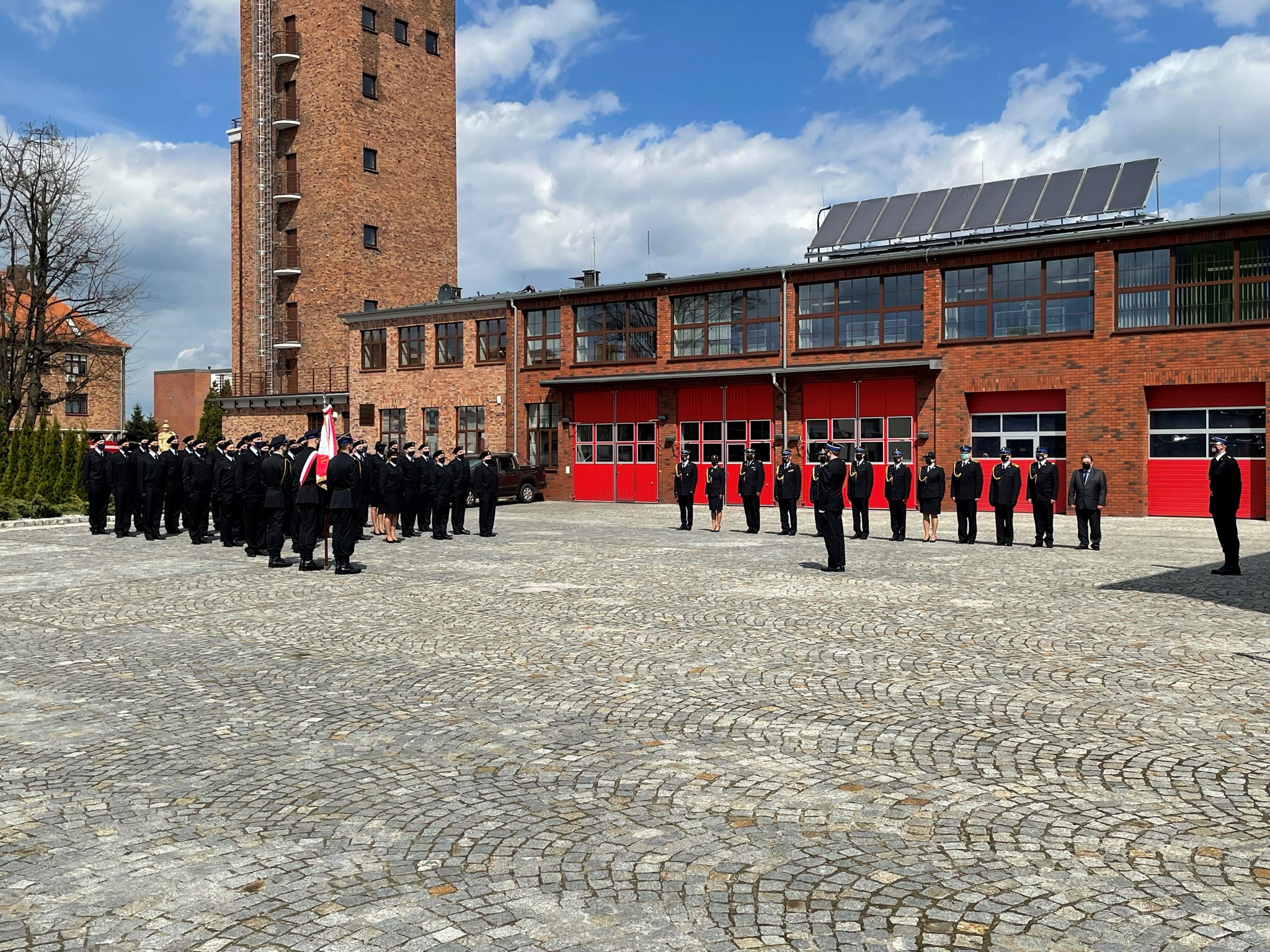 Uroczyste zakończenie szkolenia w zawodzie strażak