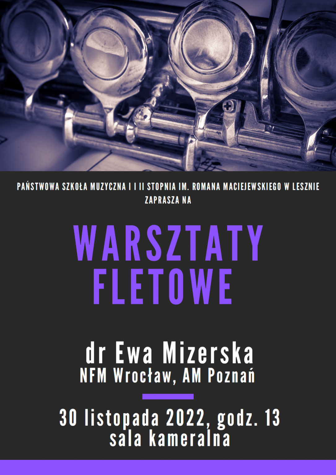 Plakat z fioletowym napisem Warsztaty fletowe na czarnym tle, u góry fragment zdjęcia fletu