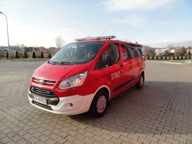 SLKw Ford Transit - Ford Transit Custom 9 osób/ładowność 1000 kg 