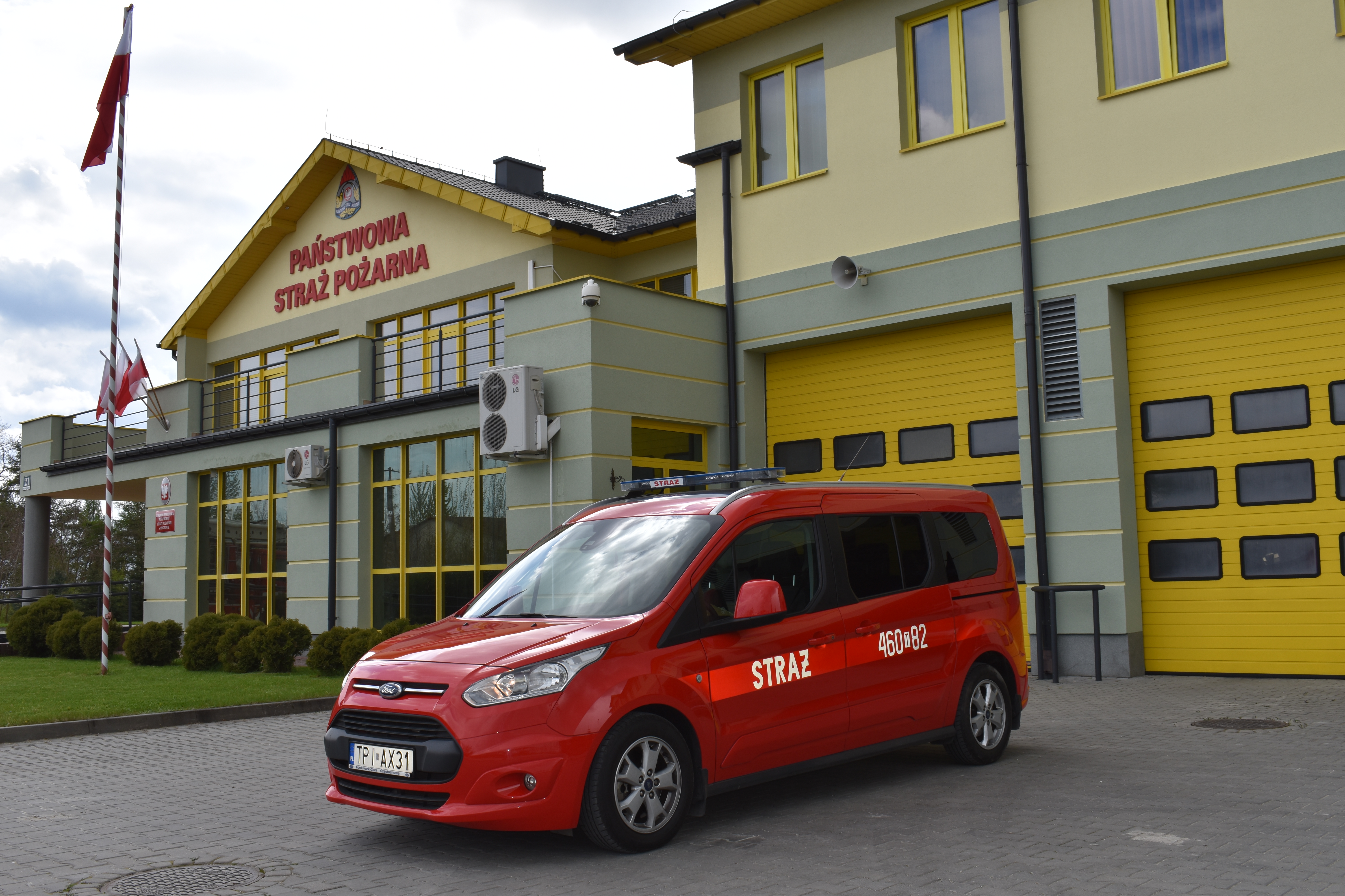 Samochód Kwatermistrzowski SLKw Ford Tourneo Connect