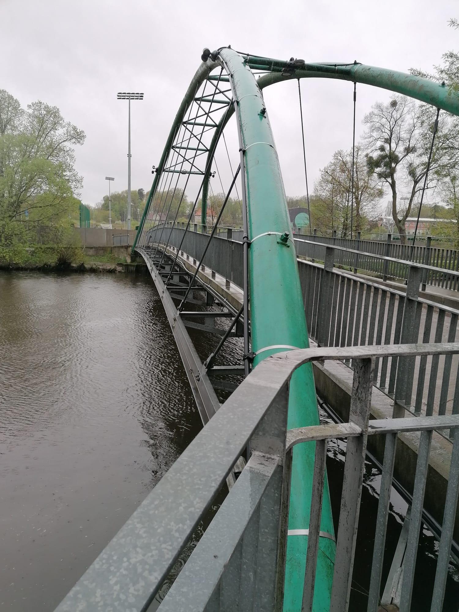 Stał na moście i groził, że skoczy do Pasłęki – Braniewo