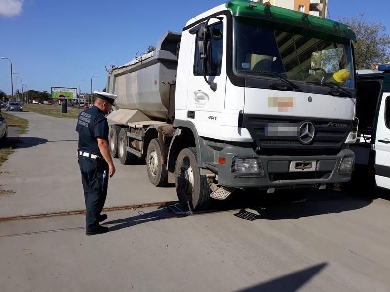 Ciężarówka na wadze ITD