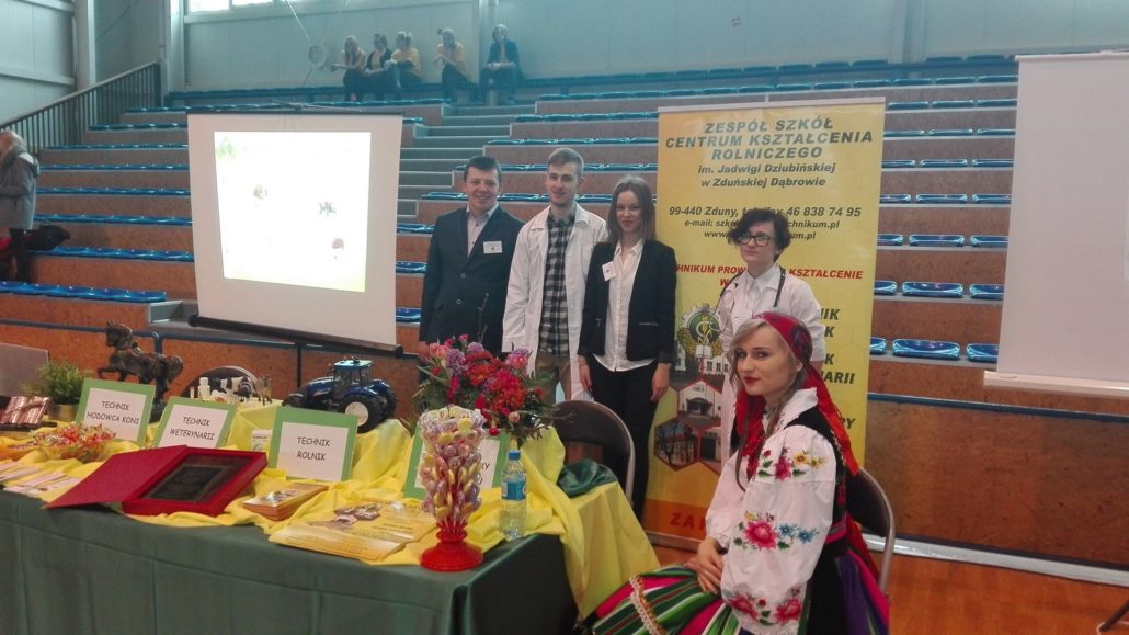 TARGI EDUKACYJNE W SKIERNIEWICACH