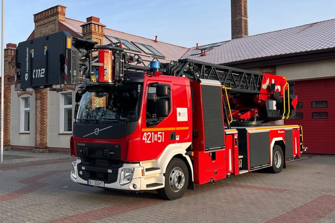 Samochód specjalny drabina mechaniczna Volvo - SD 30