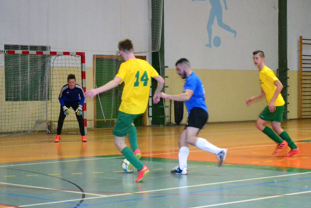 ZSCKR ZDUŃSKA DĄBROWA II w V LIDZE