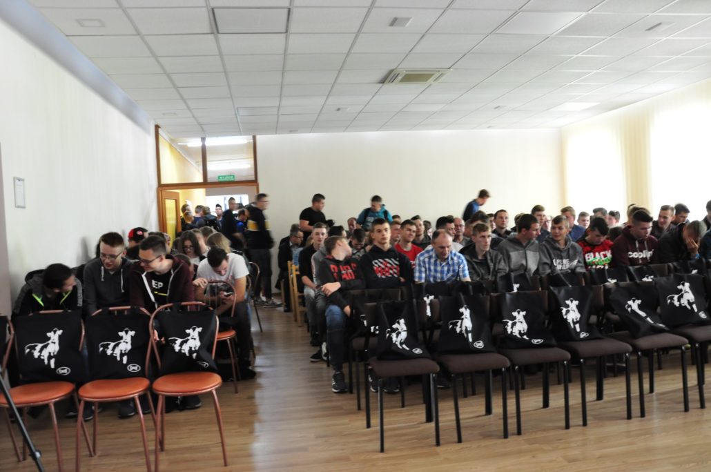 AGROMAJÓWKA W ZDUŃSKIEJ DĄBROWIE