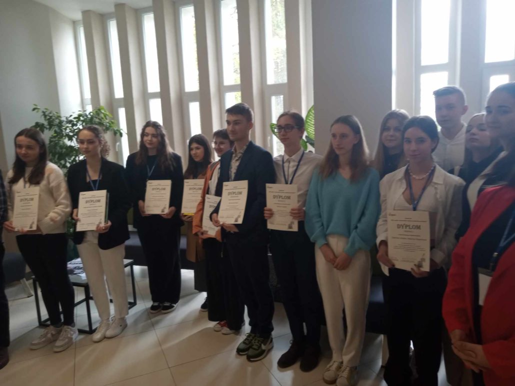 SUKCES NASZYCH UCZNIÓW W KONKURSIE ,,MÓJ REGION: ŚRODOWISKO – ROŚLINY – ZWIERZĘTA – PRODUKTY”