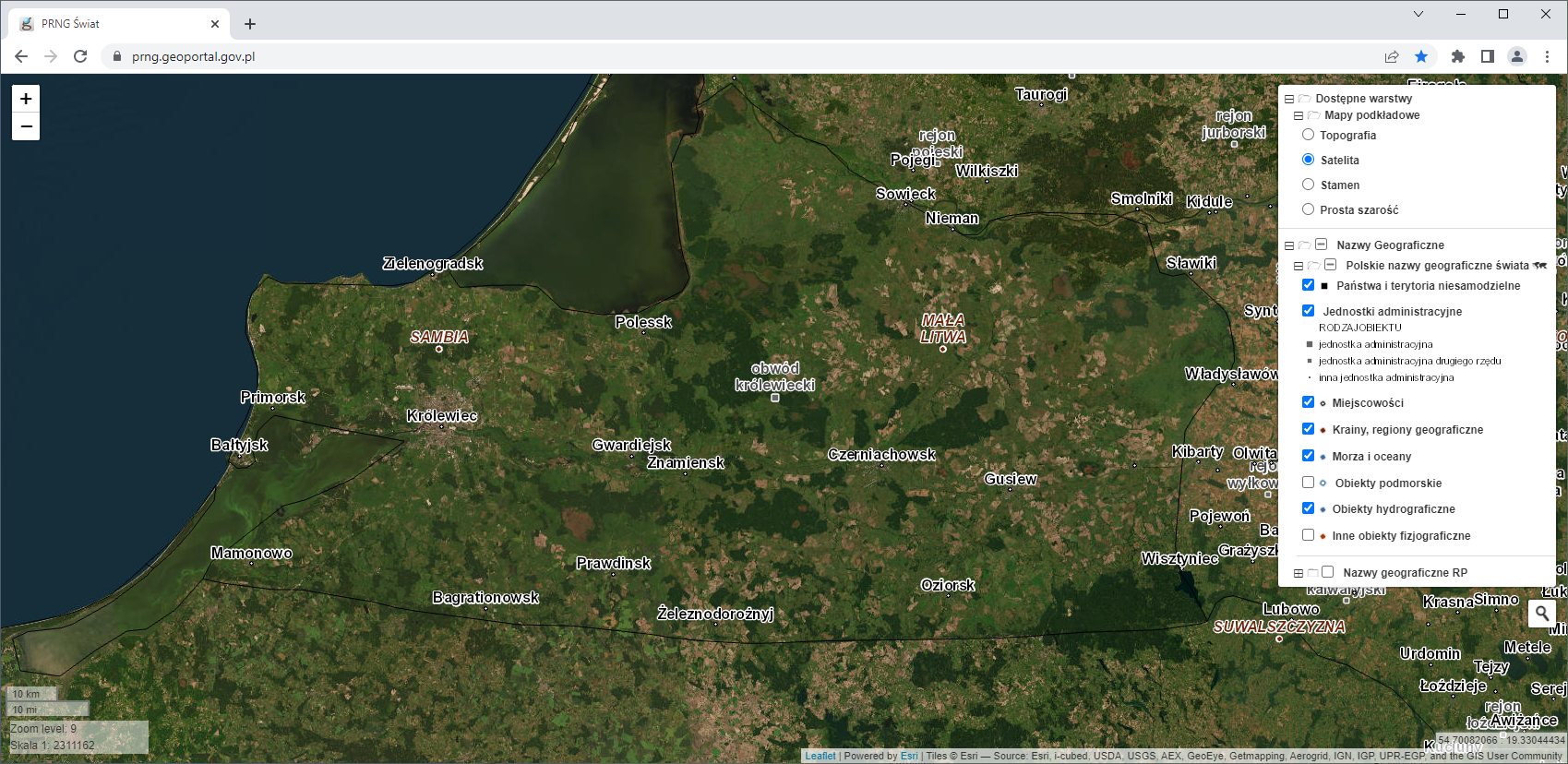 Ilustracja przedstawiająca zrzut ekranu z aplikacji mapowej prezentującej rejestr polskich nazw geograficznych świata.