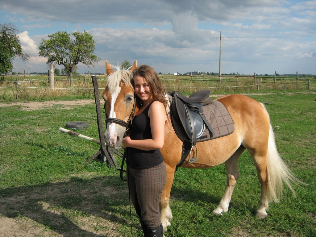 SUKCES UCZENNICY ZSCKR W ZDUŃSKIEJ DĄBROWIE W OGÓLNOPOLSKIM KONKURSIE „NORMALIZACJA I JA”