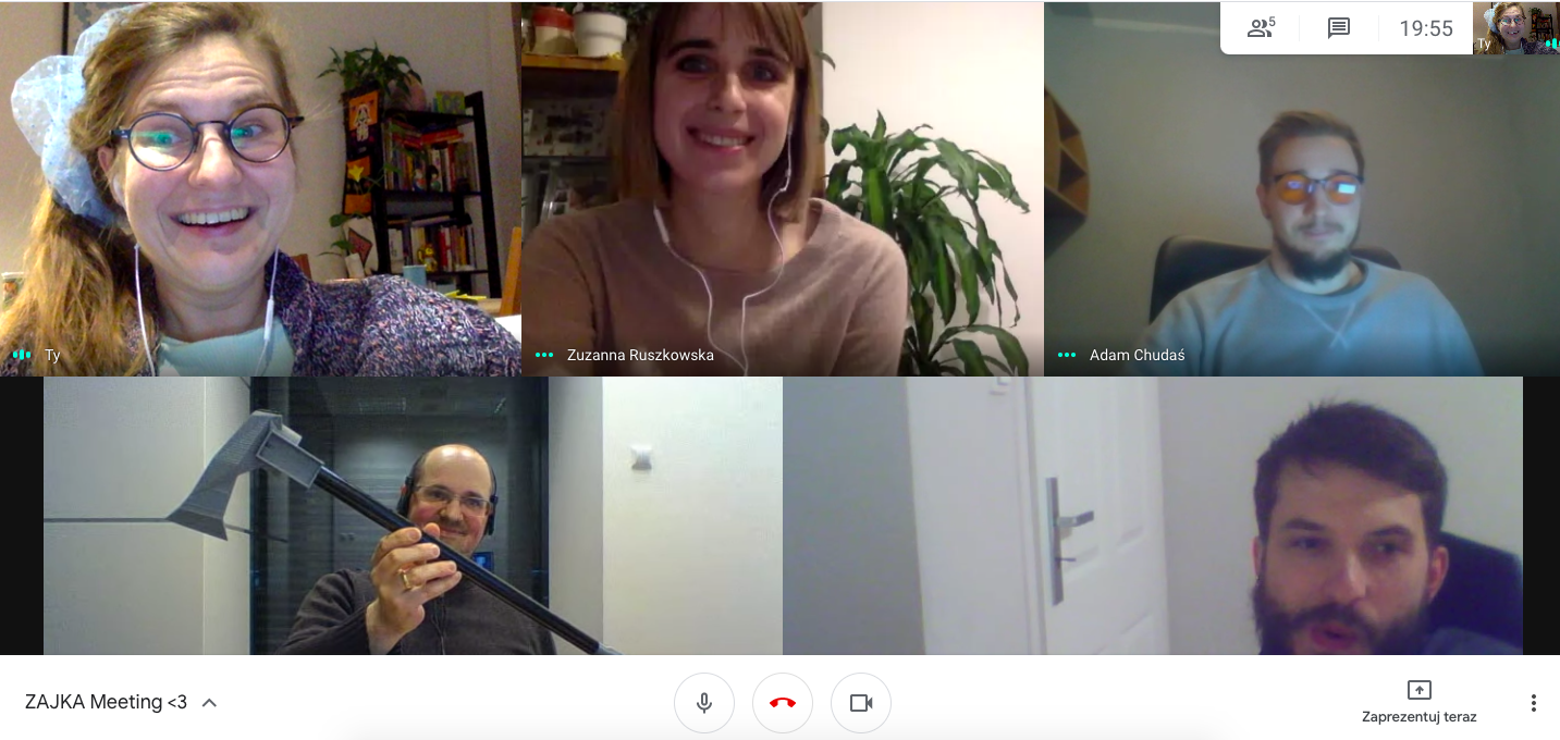 członkowie grupy Zajka, którzy zajęli 6.miejsce w hackathonie fot. Zajka