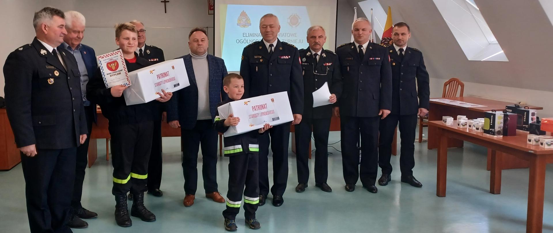 Eliminacje powiatowe Ogólnopolskiego Turnieju Wiedzy Pożarniczej - nagrody dla finalistów