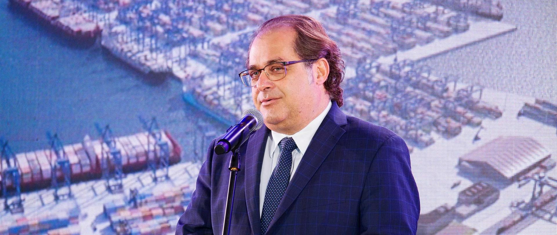 Rusza rozbudowa terminalu kontenerowego w gdańskim porcie